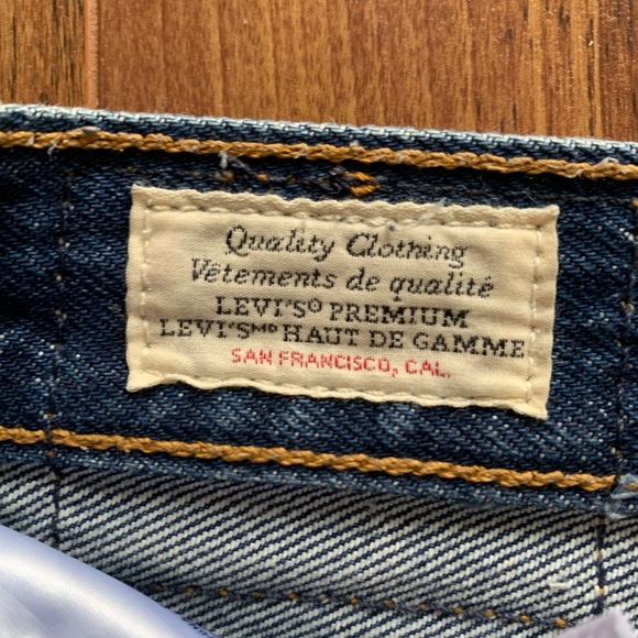 Levi’s 501 High Rise Premium Denim Short - Picture 4 of 8